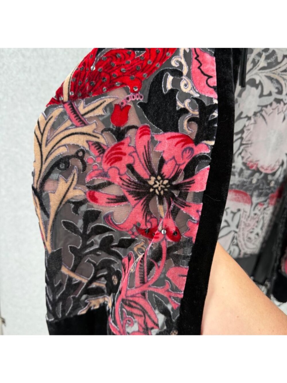 MSK Womens VTG Velvet Burnout Floral Kimono Duster Size L Black Red Whimsy Dark - Picture 2 of 13